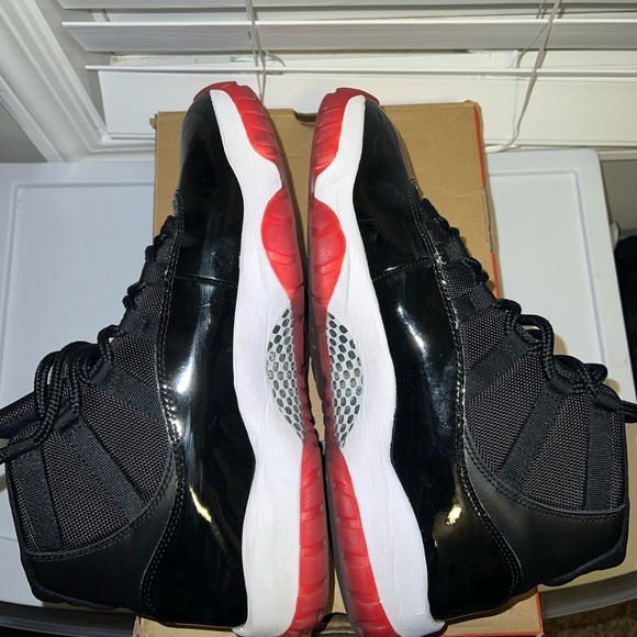 Bred 11s - Picture 7 of 7